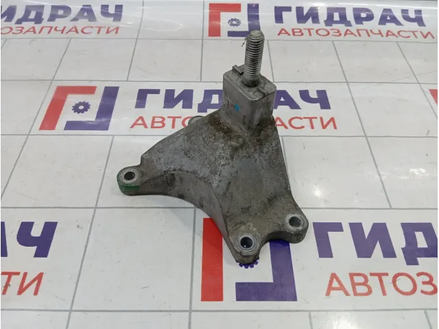 Кронштейн КПП левый Ford Mondeo 3 (B4Y) 1117733