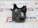 Кожух рулевой колонки нижний Geely Emgrand EC7 1068002541
