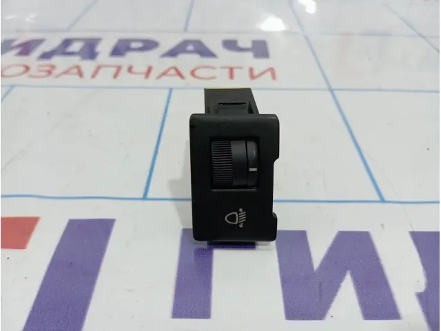 Кнопка корректора фар Geely Emgrand EC7 1067001077