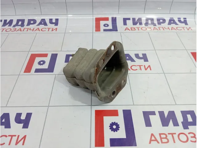 Кронштейн усилителя заднего бампера Geely Emgrand EC7