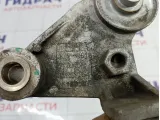 Кронштейн ролика-натяжителя ручейкового ремня Geely Emgrand EC7 01653164