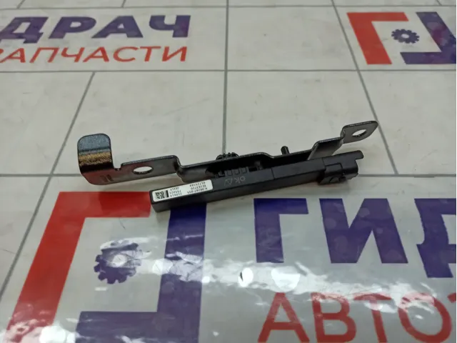 Антенна Geely Tugella 01725599