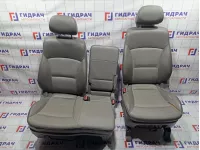 Комплект сидений Hyundai Grand Starex (TQ) . Дефекты. 3 ряда.