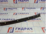 Обшивка двери багажника средняя Honda Civic (5D) 84433-SMG-E01ZA