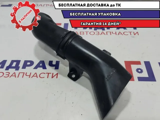 Воздухозаборник Honda Fit 17245-PWA-000.