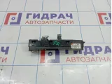 Кнопка стеклоподъемника передняя правая Hyundai Equus (VI) 93575-3N000-VM5