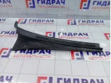 Решетка под лобовое стекло (Жабо) правая Hyundai Accent 8616025000