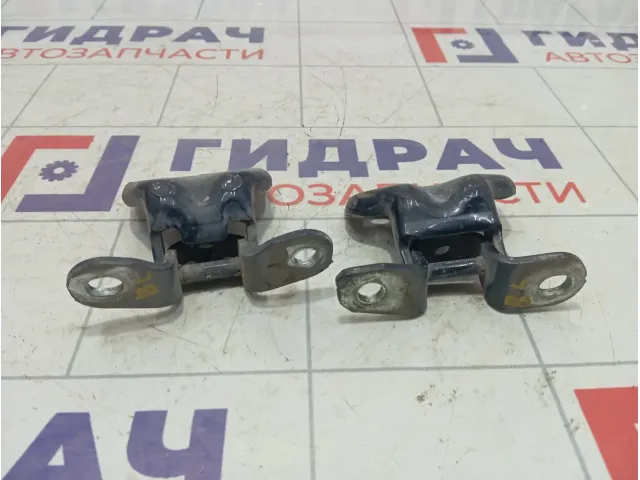 Петли двери задней левой Hyundai Accent (LC)