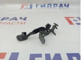 Ручка открывания лючка бензобака Hyundai Creta 81570-2H001.