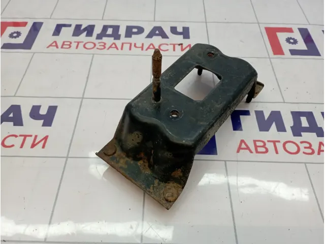 Кронштейн усилителя заднего бампера левый Hyundai Elantra (HD) 86641-2H010