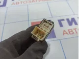 Кнопка стеклоподъемника Hyundai Elantra (XD) 93578-2D000