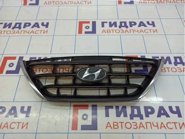Решетка радиатора Hyundai Elantra (XD) 86361-2D500