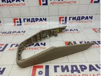 Накладка центральной консоли Hyundai Elantra (AD) 84616-F3500-XUG