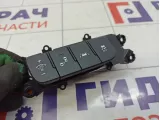 Блок кнопок Hyundai Elantra (AD) 93710-F2230-XUG