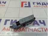 Блок кнопок Hyundai Elantra (AD) 93300-F2BA0-THU