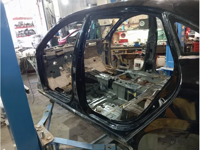 Порог со стойкой левый Hyundai Equus (VI) 714013NB01