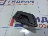 Ручка двери внутренняя правая Hyundai Getz 826201C020WK