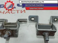 Петли двери багажника Hyundai Getz . Комплект.