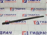 Накладка стекла переднего левого Hyundai Grand Starex/Starex H1 (TQ) 822314H000