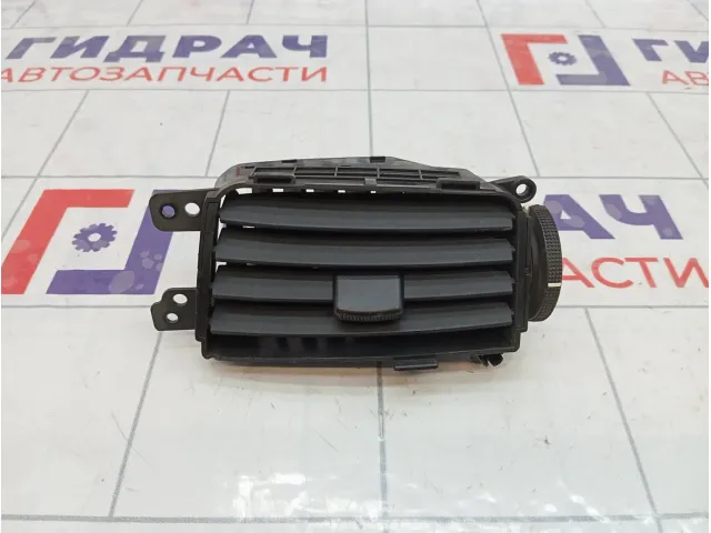 Дефлектор воздушный правый Hyundai Grand Starex/Starex H1 (TQ) 974604H000WK