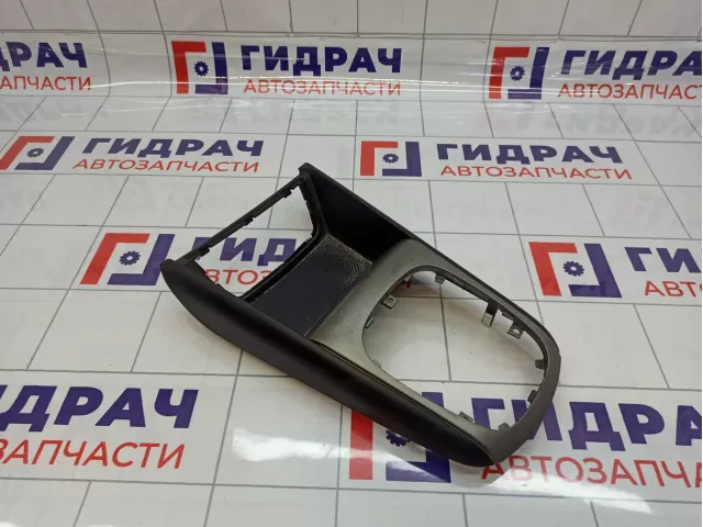 Накладка декоративная на центральную консоль Hyundai I30 (FD) 846512R040G2