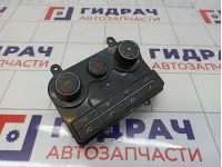 Блок управления климатической установкой Hyundai I30 (FD) 972502L1704X