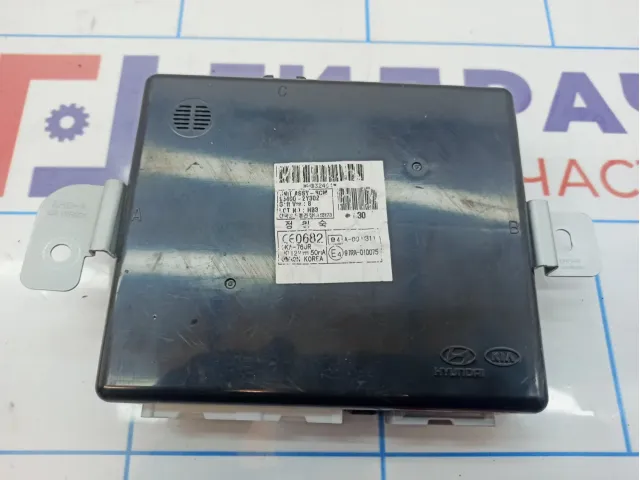 Блок управления центральным замком Hyundai ix35 195400-2Y302