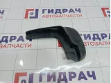 Брызговик передний правый Hyundai Matrix (FC) 86832-10000