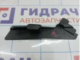 Кронштейн передний левый Hyundai Matrix (FC) 8137617000