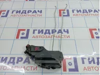 Замок двери задней левой Hyundai Matrix (FC) 8141017101