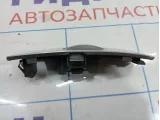 Накладка кнопки стеклоподъемника задняя правая Hyundai Matrix (FC) 9358017510