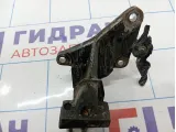 Кронштейн двигателя правый Hyundai Matrix (FC) 2167023031