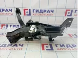 Педаль тормоза Hyundai Porter 32802-4B215