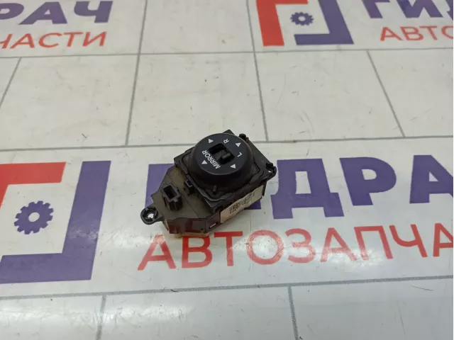 Переключатель регулировки зеркал Hyundai Solaris (RB) 935301R0004X