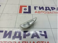 Повторитель на крыло правый Hyundai Solaris (RB) 92304-1R000