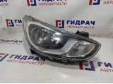 Фара правая Hyundai Solaris 92102-4L000.