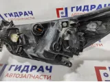 Фара правая Hyundai Solaris 92102-4L000.