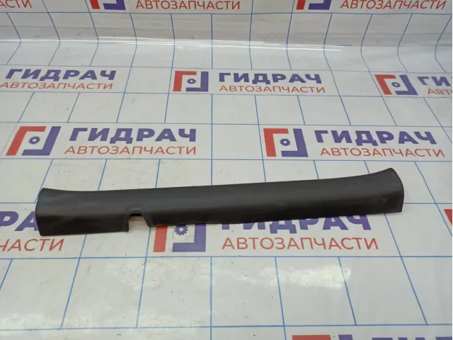 Накладка порога переднего левого внутренняя Hyundai Solaris 858711R000RY.