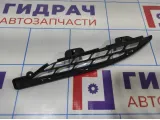 Кронштейн решетки радиатора левый Hyundai Solaris 863651R000.