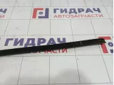 Уплотнитель стекла переднего правого Hyundai Solaris (RB) 822411R0004X