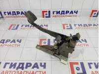 Педаль сцепления Hyundai Solaris (RB) 32802-1R100