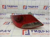 Фонарь задний левый Hyundai Solaris 92401-4L020.Сколы стекла.