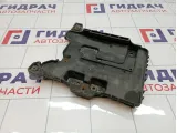 Крепление АКБ (корпус/подставка) Hyundai Solaris (RB) 37150-4L000