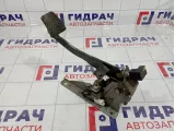 Педаль сцепления Hyundai Solaris (RB) 32802-1R100