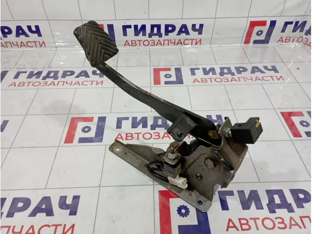 Педаль сцепления Hyundai Solaris (RB) 32802-1R100