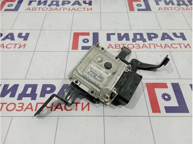 Блок управления двигателем Hyundai Solaris 39113-2B685