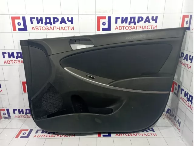 Обшивка двери передней правой Hyundai Solaris 82302-4L110-TCE