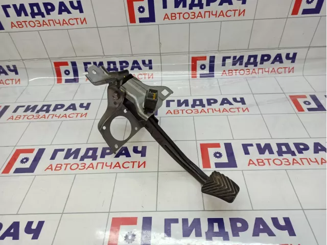 Педаль тормоза Hyundai Solaris (RB) 32800-1R101