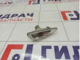 Повторитель на крыло правый Hyundai Solaris (RB) 92304-1R000