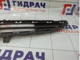 Решетка в бампер центральная Hyundai Solaris 86561-H5000